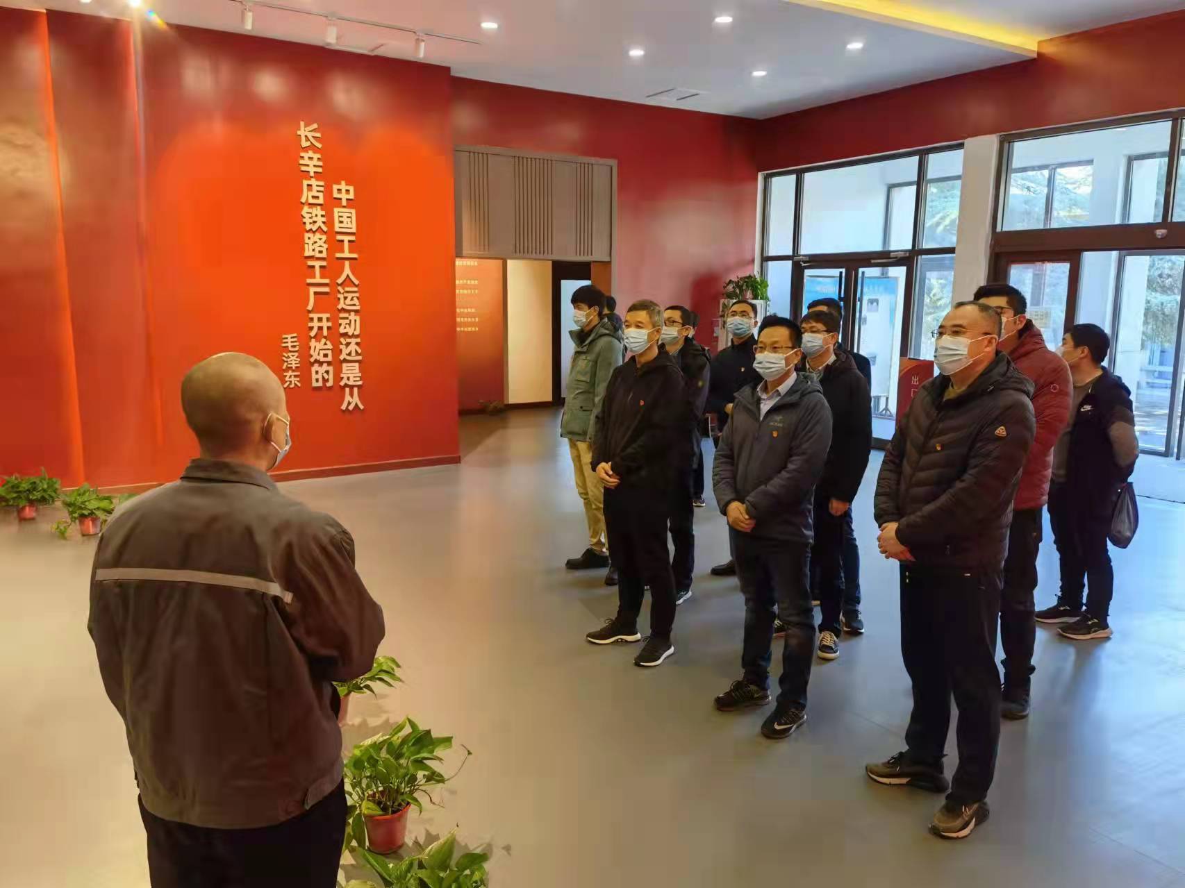 1648883495429556.jpg 參觀二七紀(jì)念館.jpg