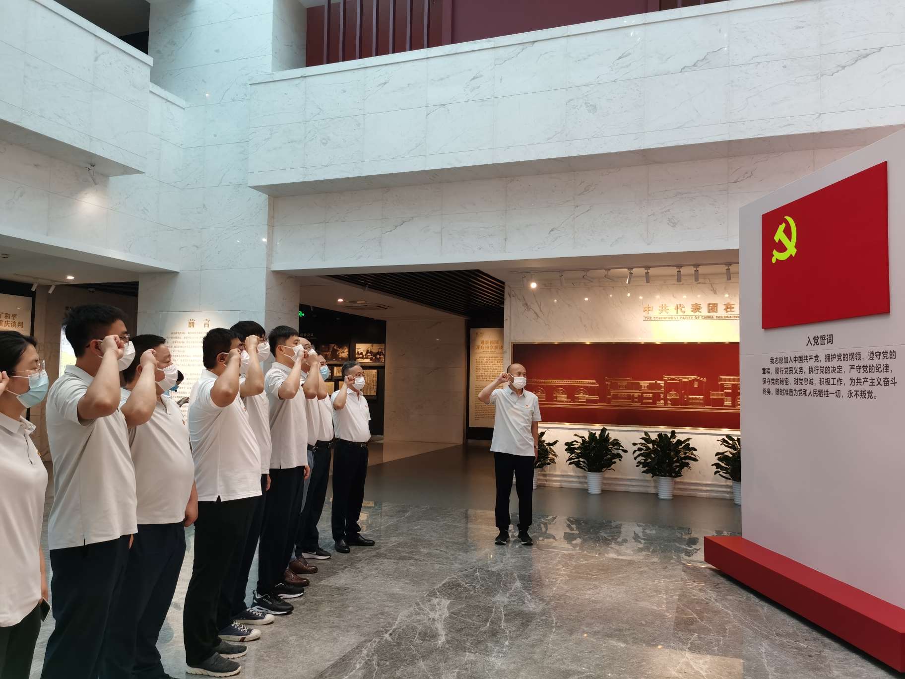 1657264751883541.jpg 367553306d63a04cb40a69675098f0c.jpg