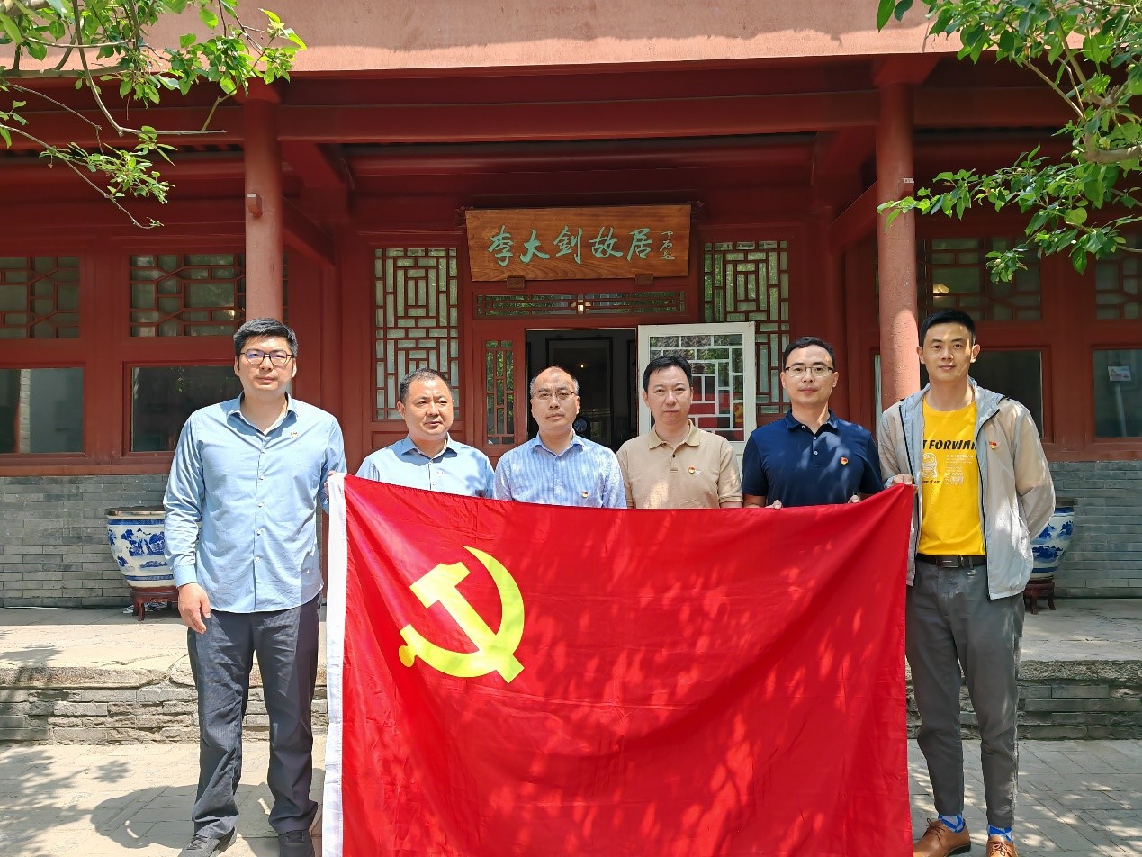 1716513227220661.jpg 44.jpg